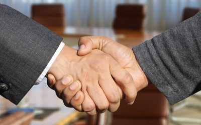 ¿Es válido firmar un pacto de no competencia una vez iniciada la relación laboral?